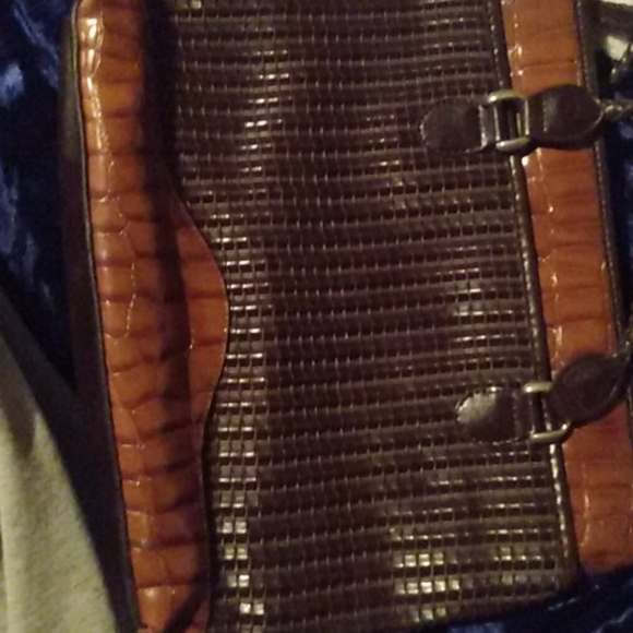 Purse - Picture 2 of 2